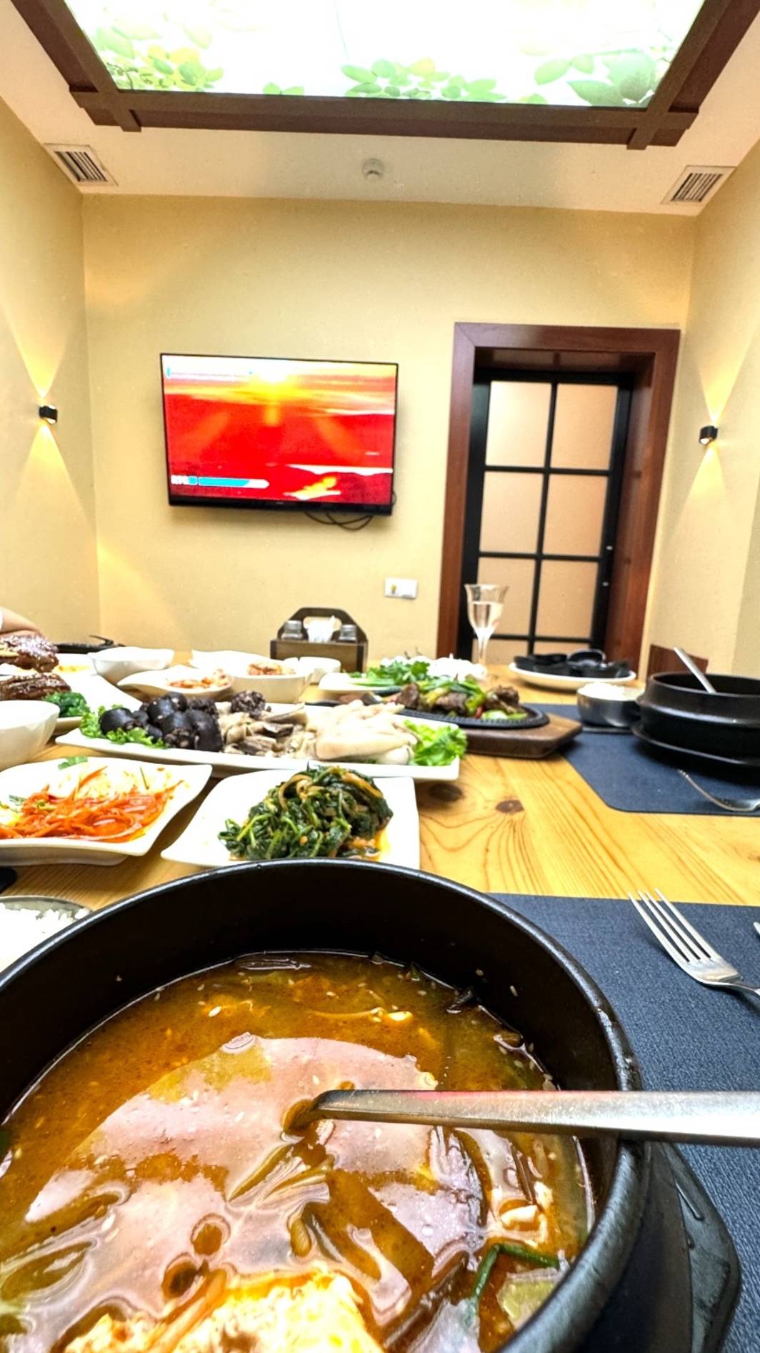 Обед в CHENSON CHILANZAR в Ташкенте 🍜 смотреть онлайн