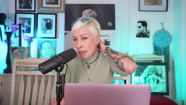 Live with Sloan! смотреть онлайн