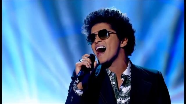 Bruno Mars When I Was Your Man Live Let's 2013 Dance for Comic Relief) YouTube смотреть онлайн