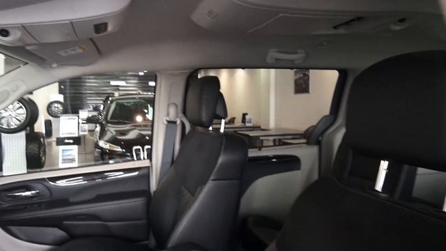 2015 Chrysler Grand Voyager. Limited. Eng