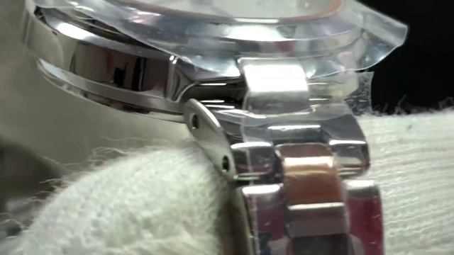 Casio SHW-5100DSG-7AJF Solar-Waveceptor Sheen with Swarovski Diamond series смотреть онлайн