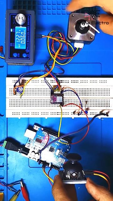 Control Stepper Motor Arduino, a Joystick #Shorts смотреть онлайн