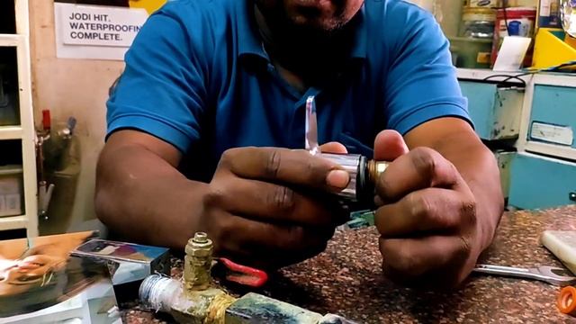 faucet leakage problem tap | How to clean your faucet aerator how to change Spiandal of leak faucet смотреть онлайн