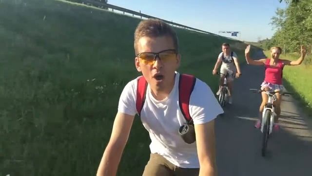 30 seconds to mars - up in the Air (parodies) смотреть онлайн