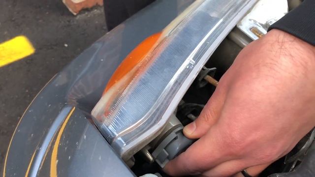 How to Change a Headlight смотреть онлайн