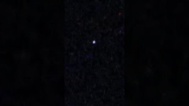 НЛО двигается на огромном скорости смотреть онлайн