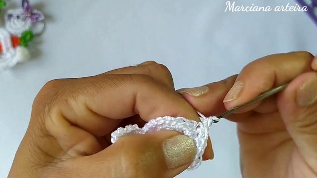 COELHO CHAVEIRINHO EM CROCHÊ/ FEITO COM LACRES DE LATINHA 🐰🐰🐰 смотреть онлайн