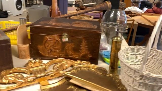 СЕКОНД ХЕНД В ШВЕЦИИ вас удивит смотреть онлайн