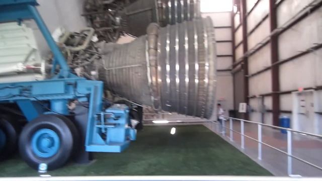 NASA tram tour-Saturn V rocket смотреть онлайн