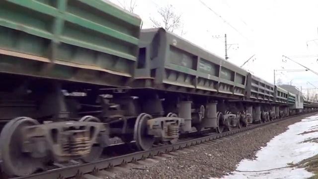 ЧМЭ3-1329 с думпкарным поездом смотреть онлайн