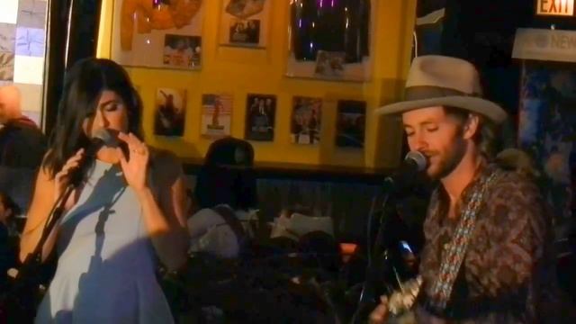 Nikki Reed and Paul McDonald perform at Planet Hollywood's Twilight Forever event 11-4-13 смотреть онлайн