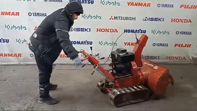 снегоуборщик Yanase 88 8 лс