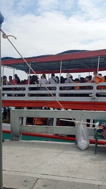 паром на остров КХО-ЛАН стоимость на человека 30бад Тайланд паттая 2023 смотреть онлайн