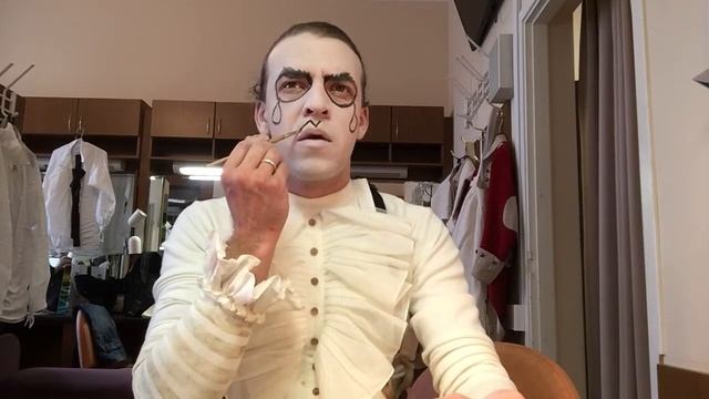 Сам себе гримёр смотреть онлайн