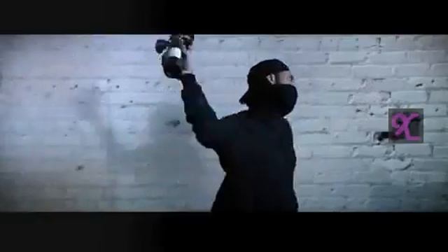 30 Seconds to Mars Kings and Queens Music Video смотреть онлайн