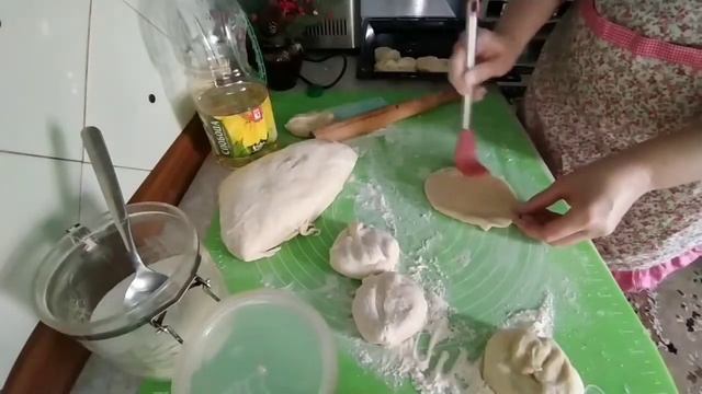 Пеку плюшки #жизньвстанице смотреть онлайн