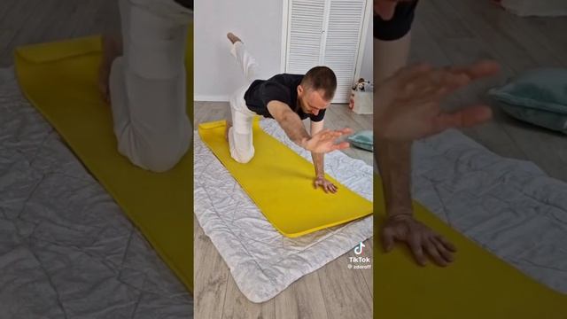 Зарядка для поясницы для начинающих🙂 смотреть онлайн