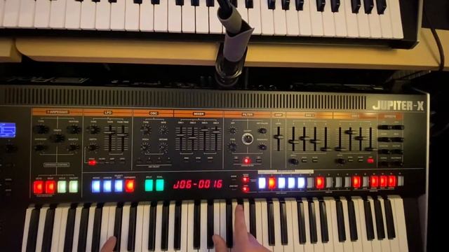 Roland Jupiter X, Basic operation & Quick start. смотреть онлайн