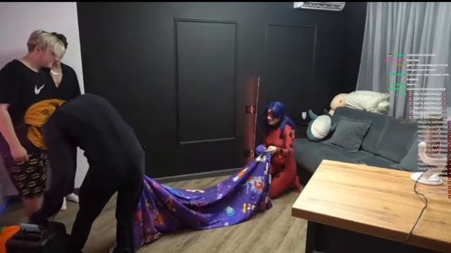 Пятёрка сделал то что и обещал, лучшее шоу(скорее всего нет) 1ч смотреть онлайн