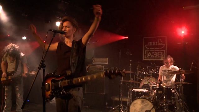 Hella Comet - A 100 in Vain // Live 2013 // A38 Rocks смотреть онлайн