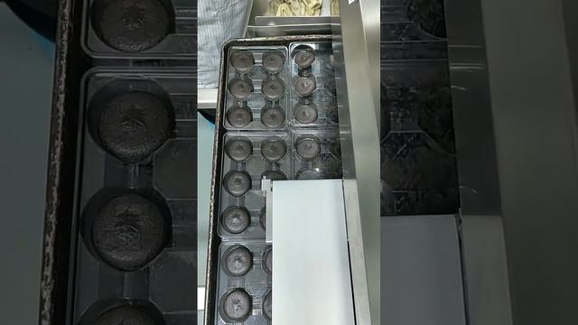 Yucheng Machinery - укладка в лотки на противени смотреть онлайн