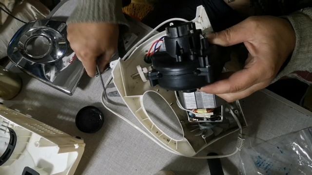 Ремонт мясорубки!!! смотреть онлайн