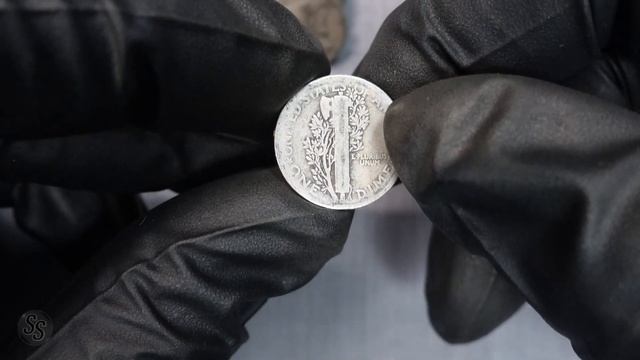 SILVER Mercury Dime Roll Hunt! More for the Book? смотреть онлайн
