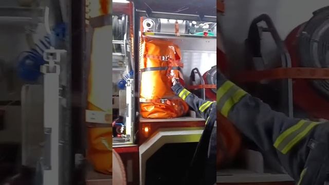 Пожарная машина ГЕРМАНИЯ ОБЗОР. смотреть онлайн