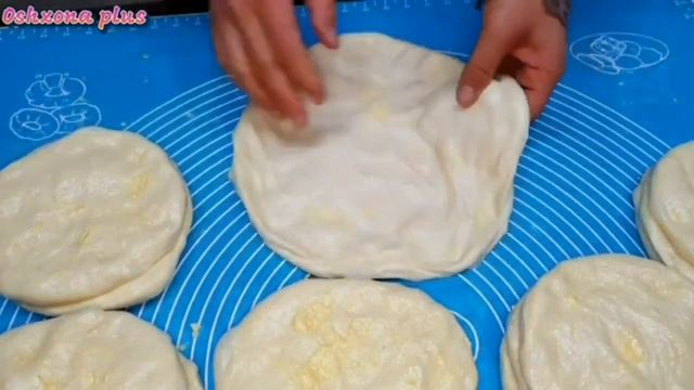 Вкусный завтрак или ужин для души! Обожаю такие рецепты! 20 минут на приготовление. 😋 😋 смотреть онлайн