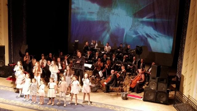 Скрябін "Люди, як кораблі" смотреть онлайн