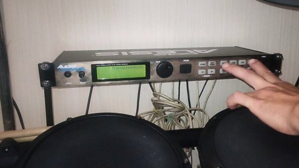 Alesis DM5 Pro сброс до заводских настроек.