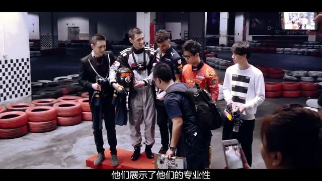 F1 driver Daniel Ricciardo new lap record смотреть онлайн