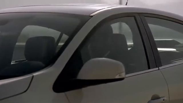 New_Renault_Fluence_2013_959x525_1 смотреть онлайн