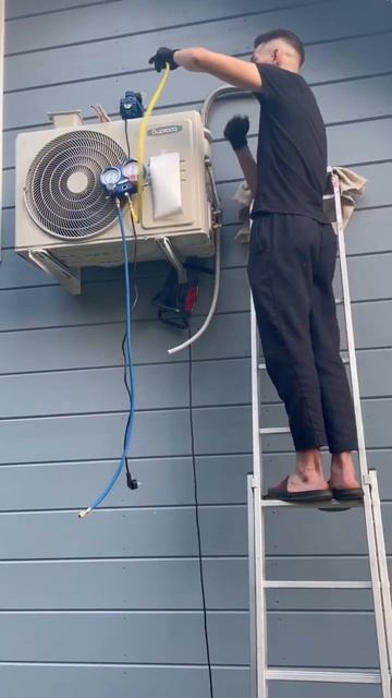 Tech Talk Weekly Tuesday