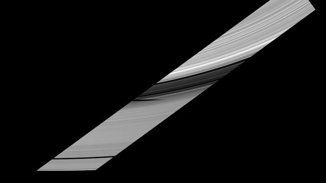 Mimas' Shadow Crosses Saturn's Rings [720p] смотреть онлайн