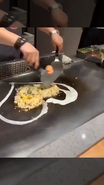 Тэппанъяки по-китайски. Teppanyaki 铁板烧 смотреть онлайн