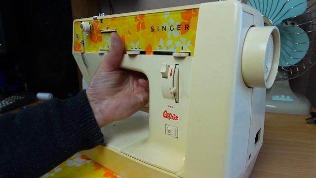 Servicing the Singer Genie 354 / Starlet 353 Sewing Machine from 1974 - Part 2 смотреть онлайн