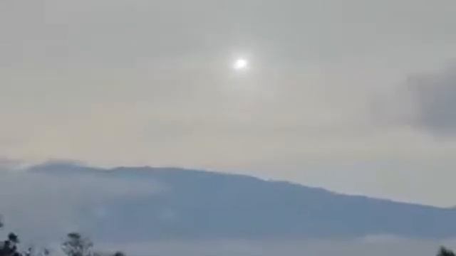 ТОП 20 НЛО 2012 года со всего мира.mp4 смотреть онлайн