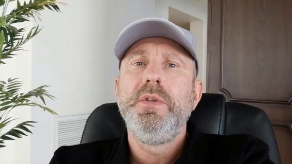 ТЫ СТЕСНЯЕШЬСЯ ПОЗНАКОМИТЬСЯ С ДЕВУШКОЙ?