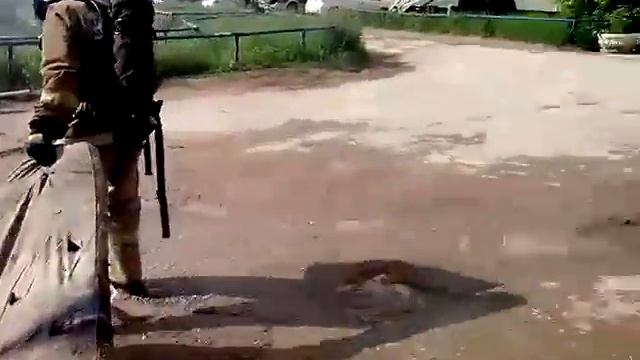 В Якутске пожарные борются с детскими шалостями смотреть онлайн