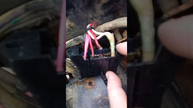520H Wheelhorse Fuse Block смотреть онлайн