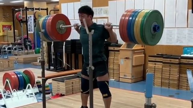 Toshiki Yamamoto -3rep x 300kg - Olympic weightlifting смотреть онлайн