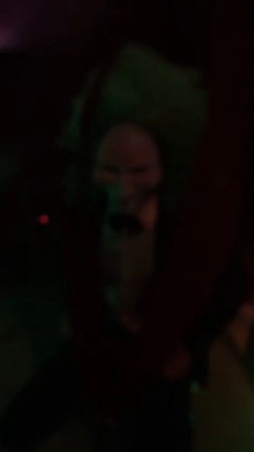 Хелуин атмосфера караоке- клуб