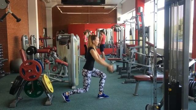 Функциональный тренинг - ноги , тренажёрный зал смотреть онлайн