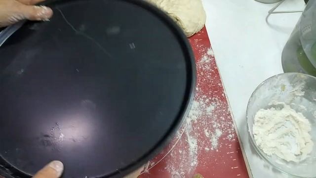 Вкуснейшая пицца что даже НЛО прилетело ужас!!!! смотреть онлайн