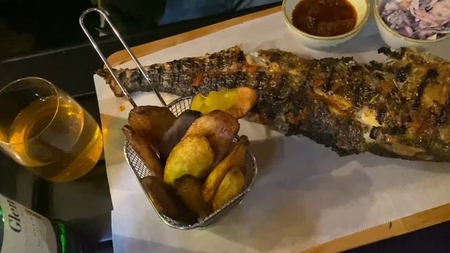 Femi's Fish over Monika..!! 805 who? || Papi's Grill || 360Review смотреть онлайн