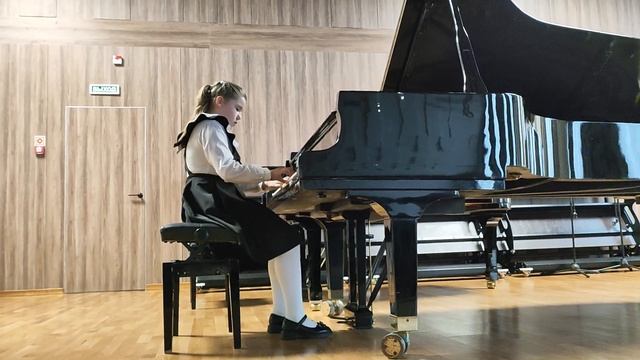 735 Меделец Анастасия, г Казань У Гиллок, Фиеста смотреть онлайн