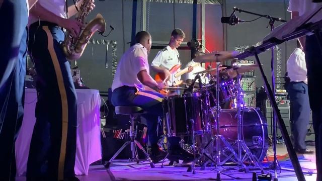 Bruno Mars “Perm”/ James Brown “Poppa Gotta Brand New Bag” Drum/Instrumental Cover- Live Band смотреть онлайн