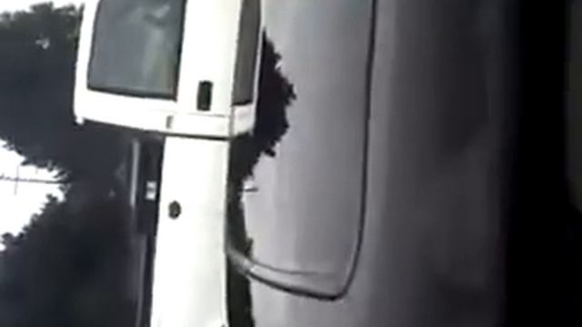 12 inch subs in a sc2 saturn!! wow смотреть онлайн