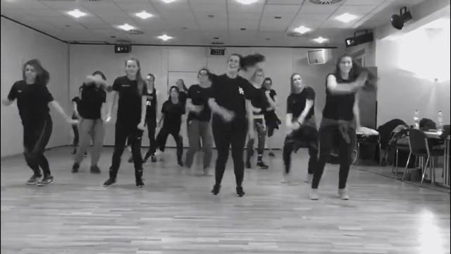 Finesse (Remix) - Bruno Mars Choreography смотреть онлайн